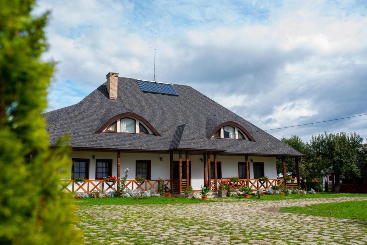 Hotel Casa Strabunicului Partestii de Sus  Exterior foto